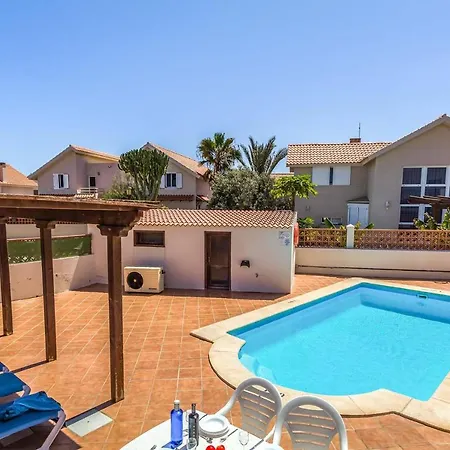 Mercedes Fuerteventura Corralejo